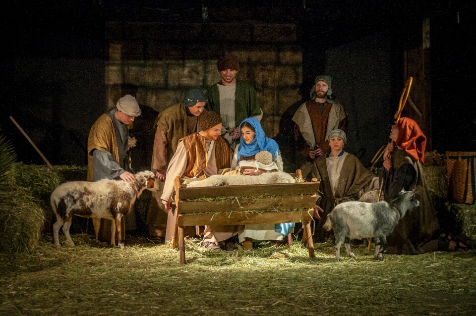 Creche christmas baby jesus