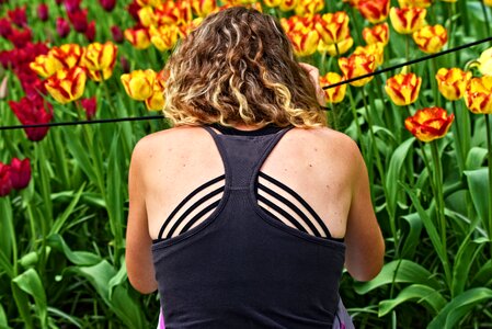 Back shoulder hair photo