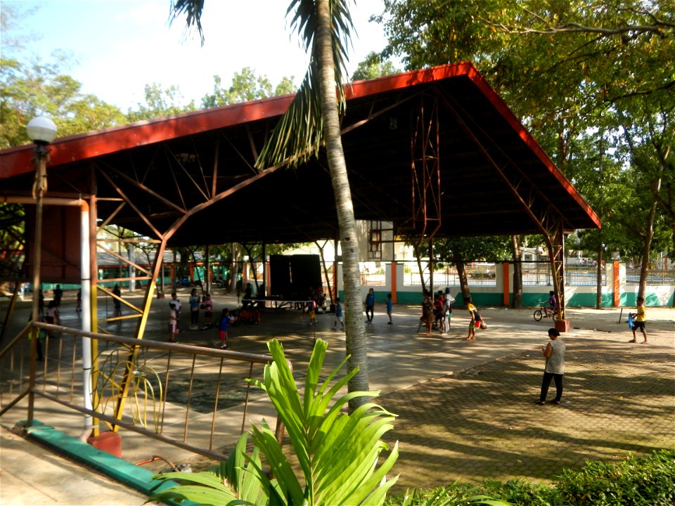 Anao, Tarlac Municipal Hall and Anao, Tarlac Town Marker and Municipal Plaza, (in Barangay Poblacion, Anao, Tarlac, Tarlac Province, Cananga odorata ylang-ylang is Tagalog word ilang, meaning "wildern