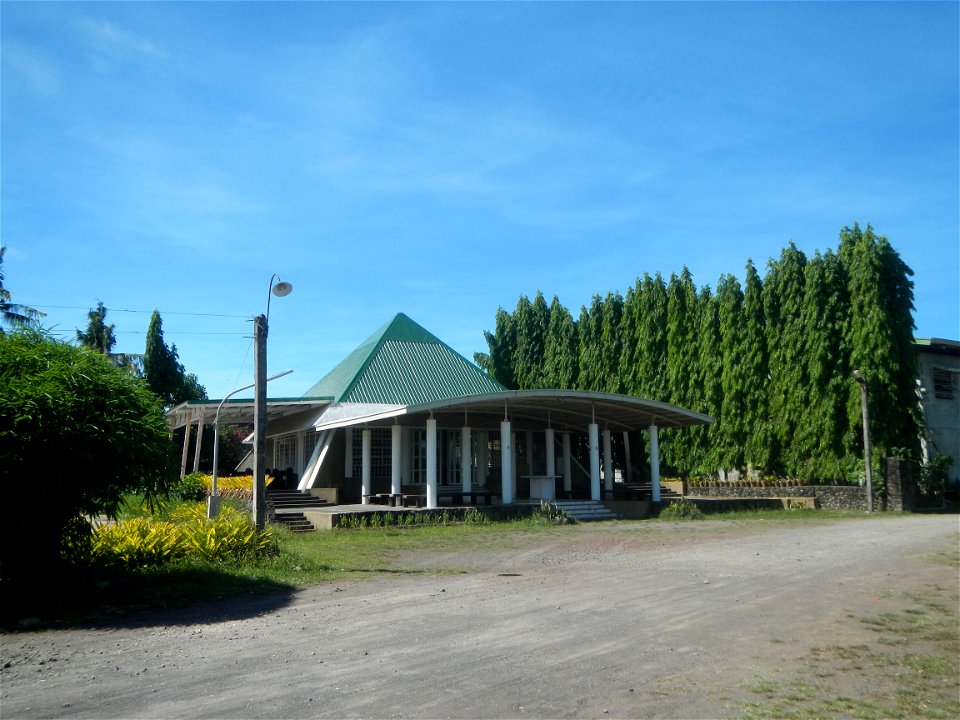 Chapel of Our Lady of the Rosary of Manaoag - Villa Mary Lim Yan San Pablo Sur, Santa Cruz, Laguna List of barangays in Laguna (province) Barangays Poblacion I, Poblacion II, Poblacion III, Poblacion 