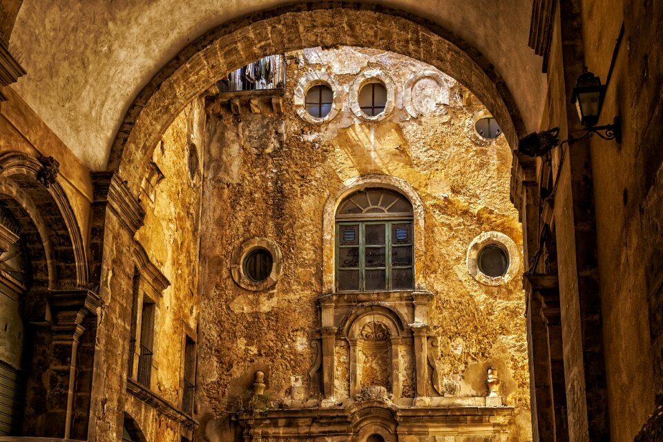 Archway downtown sicily