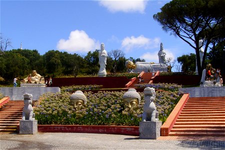 Quinta dos Loridos, freguesia do Carvalhal, concelho do Bombarral, distrito de Leiria, Portugal: Buddha Eden. photo