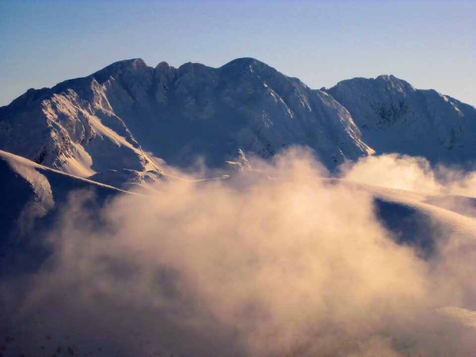 Snow climbing top
