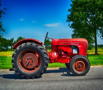 Porsch diesel standard oldtimer tractor photo