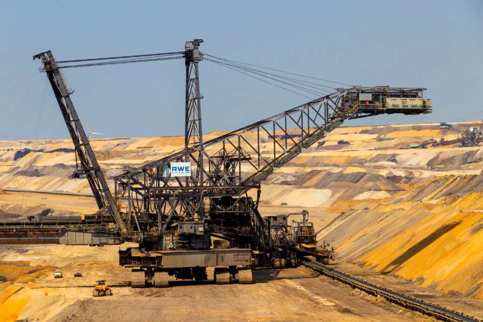 Carbon industry mining