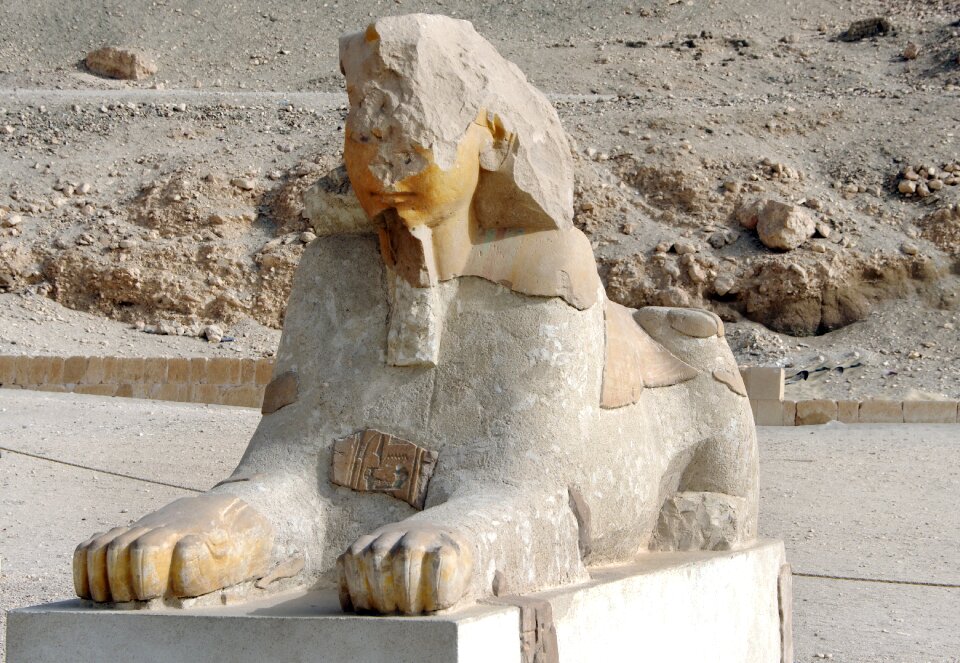 Sphynx deir-el-bahari hatshepsut