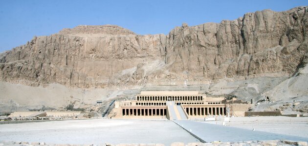 Hatshepsut temple pharaoh