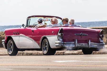 Almendrón taxi buick