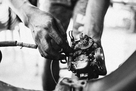 Mechanic metallic moped