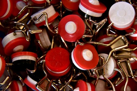 Bottle corks shiny market
