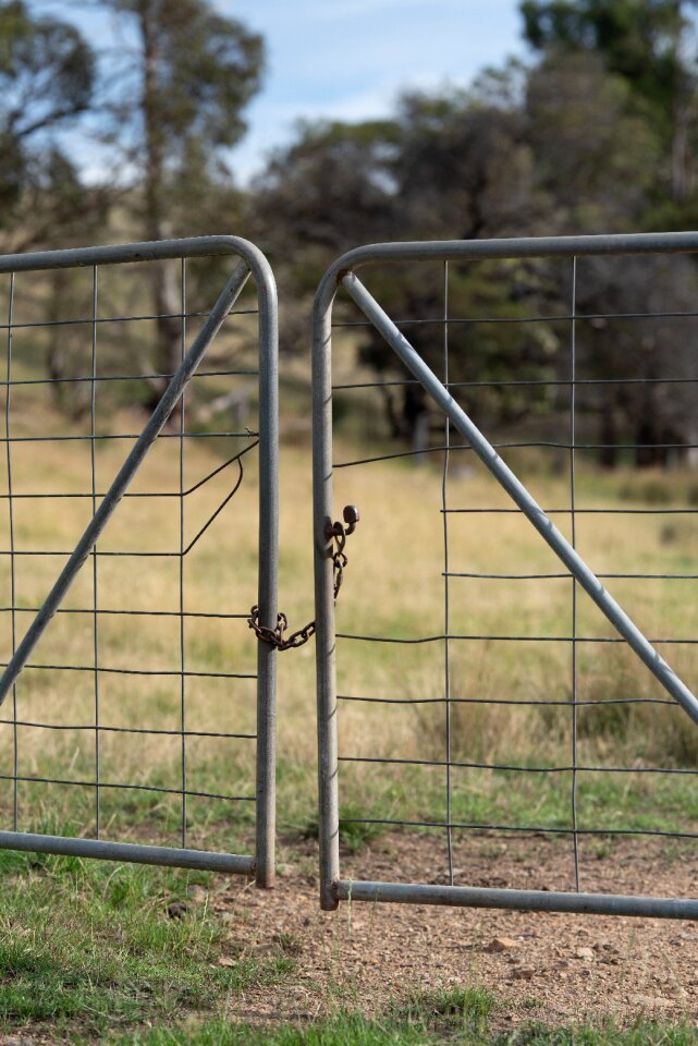 Access closed shut paddock