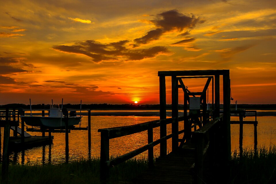 Sun red clouds