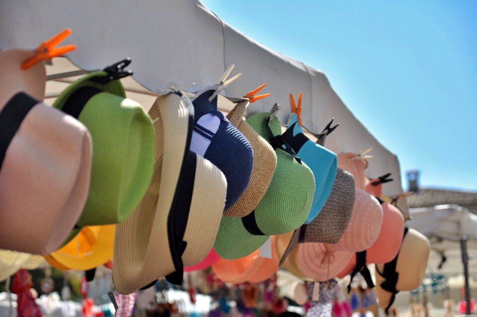 Fashion color market
