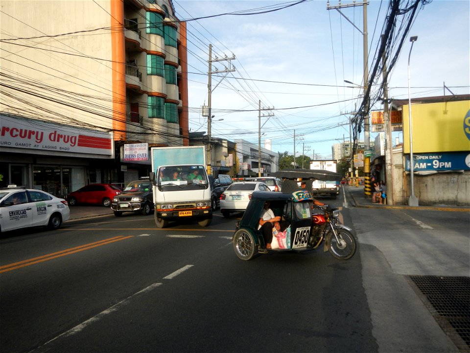 Andres Bonifacio Avenue by the Barangka Viaduct (Marikina City) Load limit 20 metric tons K0014+1081 K0014+1241 length 160 meters Monte Vista Footbridge (Marcos Highway, Industrial Valley - Barangaka,