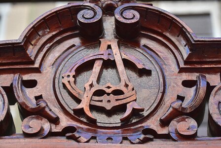 Wheel symbol saragossa