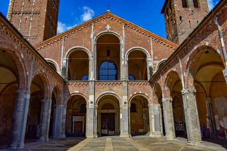 Milan italy architecture