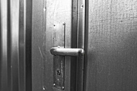 Entrance closed privacy