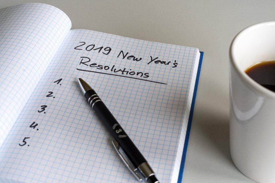 List paper new year's eve