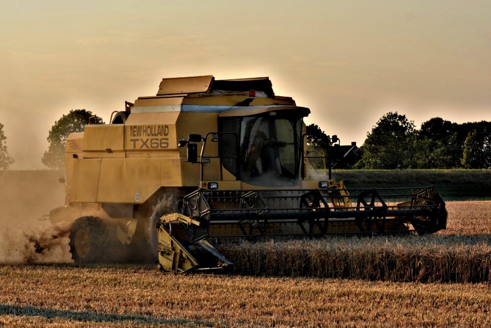 Agricultural machine fokke meyer rolling harvest time