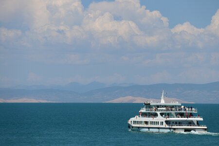 Yacht qinghai lake blue sky photo
