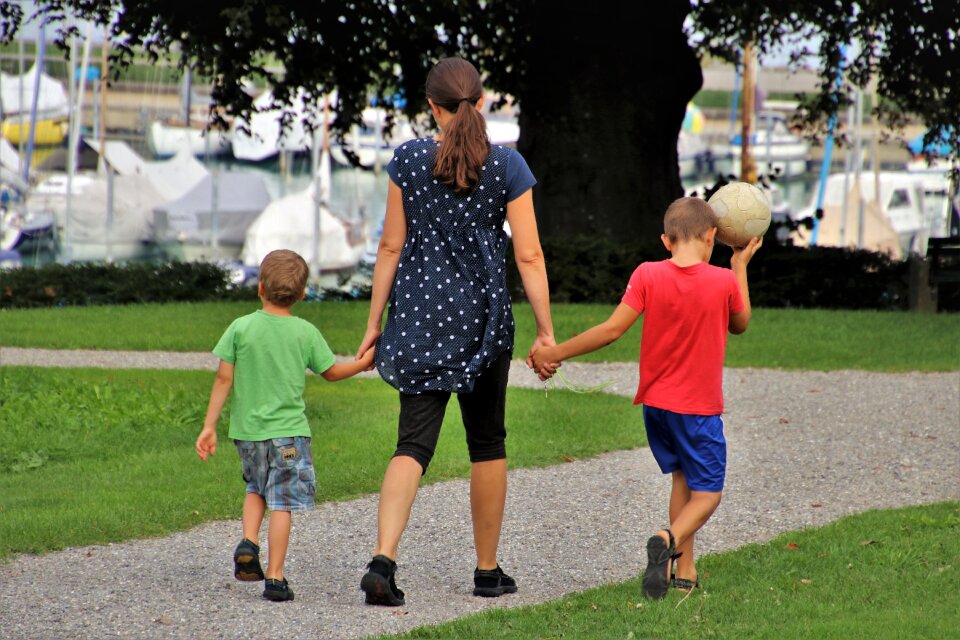 The ball children spacer