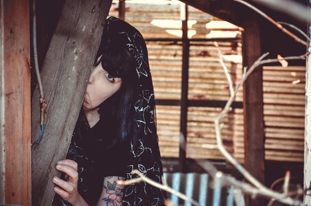 Veil black hovel