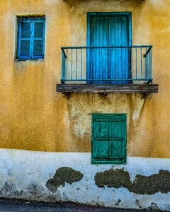 Old building facade photo