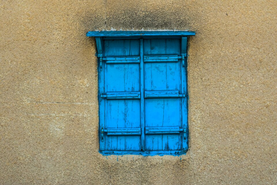 Wall architecture traditional