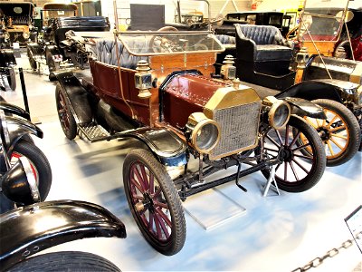 1911 Ford Model T Torpedo Runabout at the Den Hartogh Ford Museum. (Though labeled as a 1912 by the museum, this style of Torpedo Runabout was a 1911 model; also, the 2018 Bonhams auction of this car 