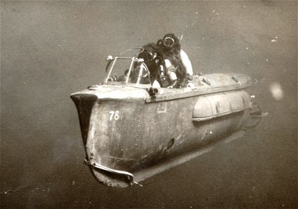 Maiale manned torpedo in use by the Israeli Commando unit