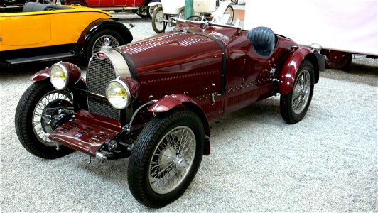 Bugatti Biplace Sport Type 38 (1927) in the Musée National de l'Automobile (Muhlhouse) photo