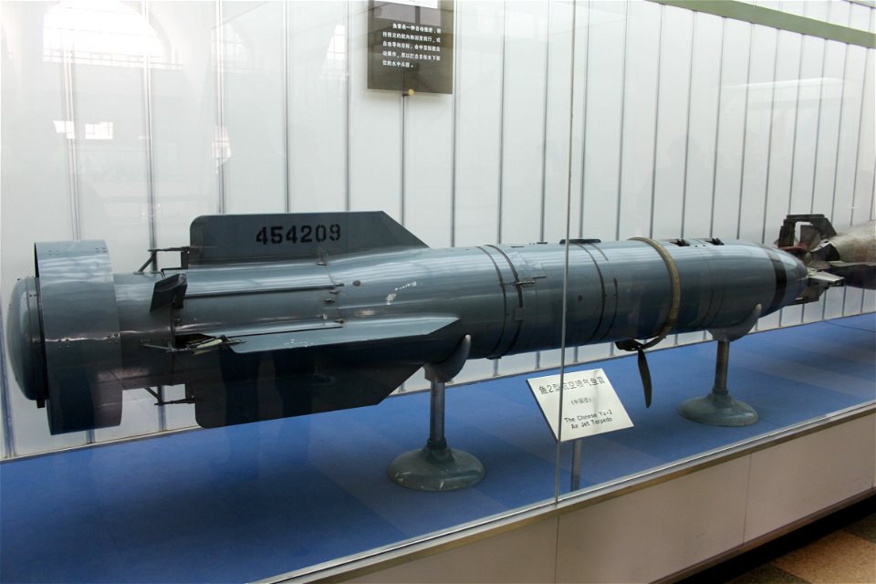 Military Museum: Modern Weapons, Small Arms Gallery. Complete indexed photo collection at WorldHistoryPics.com.