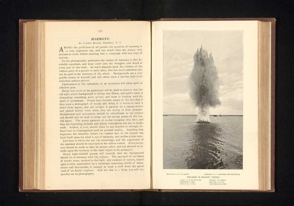 IdentificatieTitel(s): Ontploffing van een torpedo onder waterObjecttype: fotomechanische afdruk bladzijde Objectnummer: RP-F-2001-7-964-56VervaardigingVervaardiger: fotograaf: C.E. von Sothen (vermel