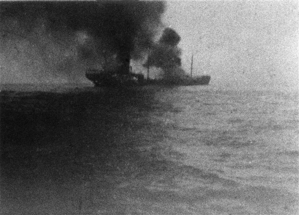 Torpederat den 9 april 1940. Av besättningren 31 man, omkom 1 man. Efter torpderingen.
Fartyg: SVEABORG
Bredd över allt 19,65 meter
Längd över allt 146,48 meter
Maskinstyrka 4200 ind hkr
Reg. Nr.: 770
