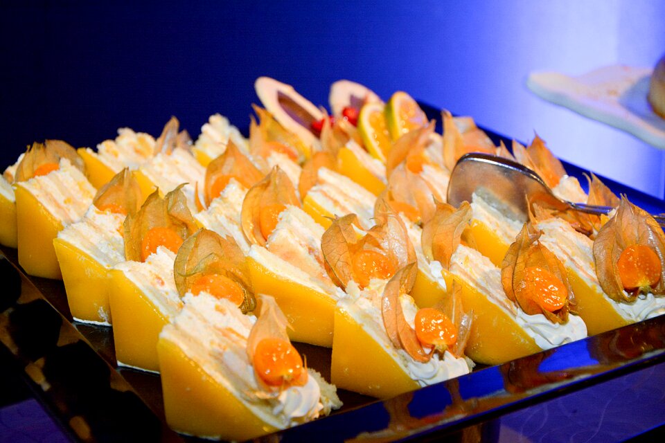 Dessert juicy sugar