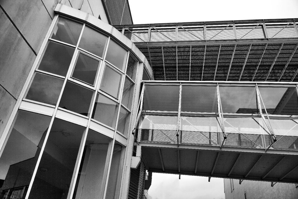 Window urban glass