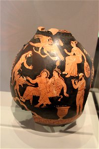 Getty Villa Museum, Los Angeles, California: Roman, Greek, and Etruscan Antiquities. Complete indexed photo collection at WorldHistoryPics.com.