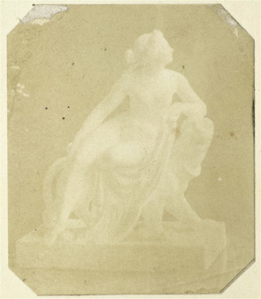 IdentificatieTitel(s): Kleine kopie van Heinrich Danneckers beeld 'Ariadne auf dem Panther'Objecttype: foto Objectnummer: RP-F-AB12277-CVervaardigingVervaardiger: fotograaf: Eduard Isaac AsserPlaats v
