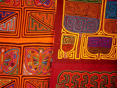 Molas hechas por kunas (raza indígena de Panamá)