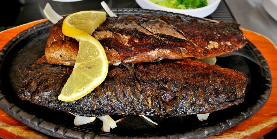 Godeungeo-gui (grilled mackerel)