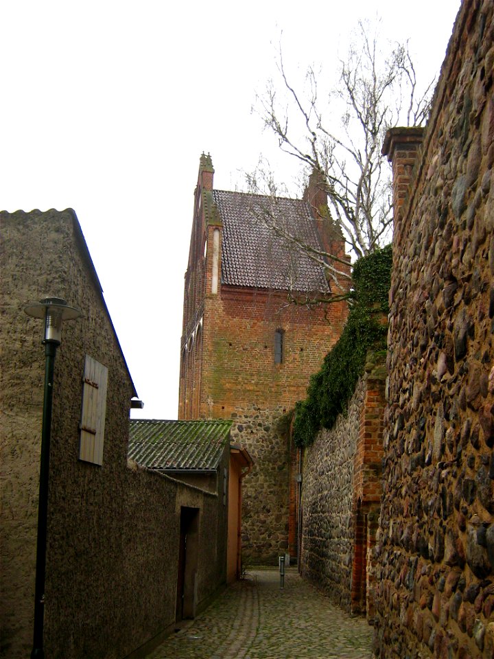 Das „Ruppiner Tor“ in der mittelalterlichen Stadtbefestigung von Gransee (Landkreis Oberhavel)