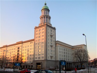 The north tower at Frankfurter Tor. Taken by ProhibitOnions, 2006.