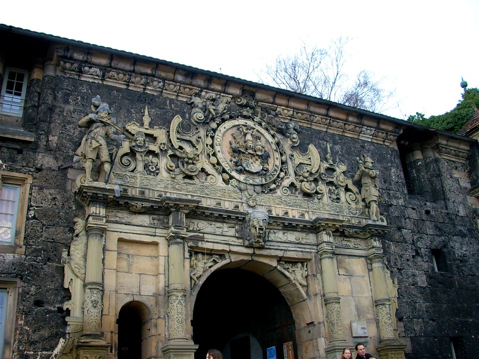 Torportal des Schlosses Hohentübingen. Eigene Fotografie.