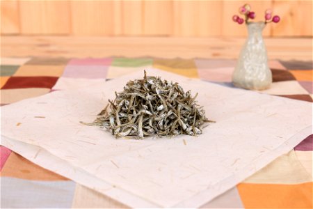 Dried jung-myeolchi (medium anchovies)