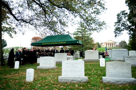 Mourners attend the graveside service for Maureen Fitzsimons Blair, also known as Maureen O’Hara, in Section 2 of Arlington National Cemetery, Nov. 9, 2015. She is being buried with her husband U.S. A photo