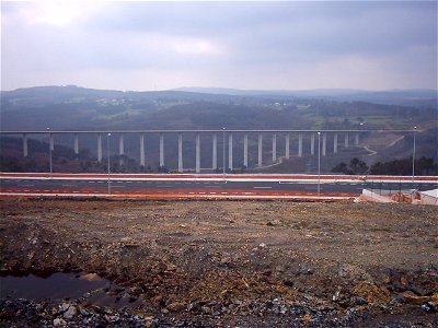 Viaducto da autovía Ferrol-Vilalba ao seu paso polo concello de As Pontes de García RodríguezEspañol:  Viaducto de la autovía Ferrol-Vilalba a su paso por As Pontes de García Rodríguez