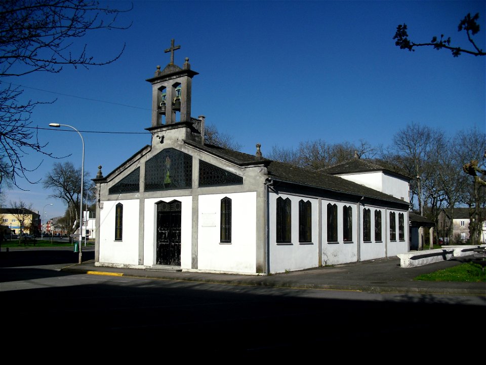 Igrexa parroquial de Ribeiras de Lea, Castro de Rei