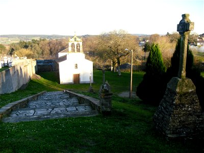 Igrexa parroquial de Santa Locaia e Vía Crucis, Castro de Rei