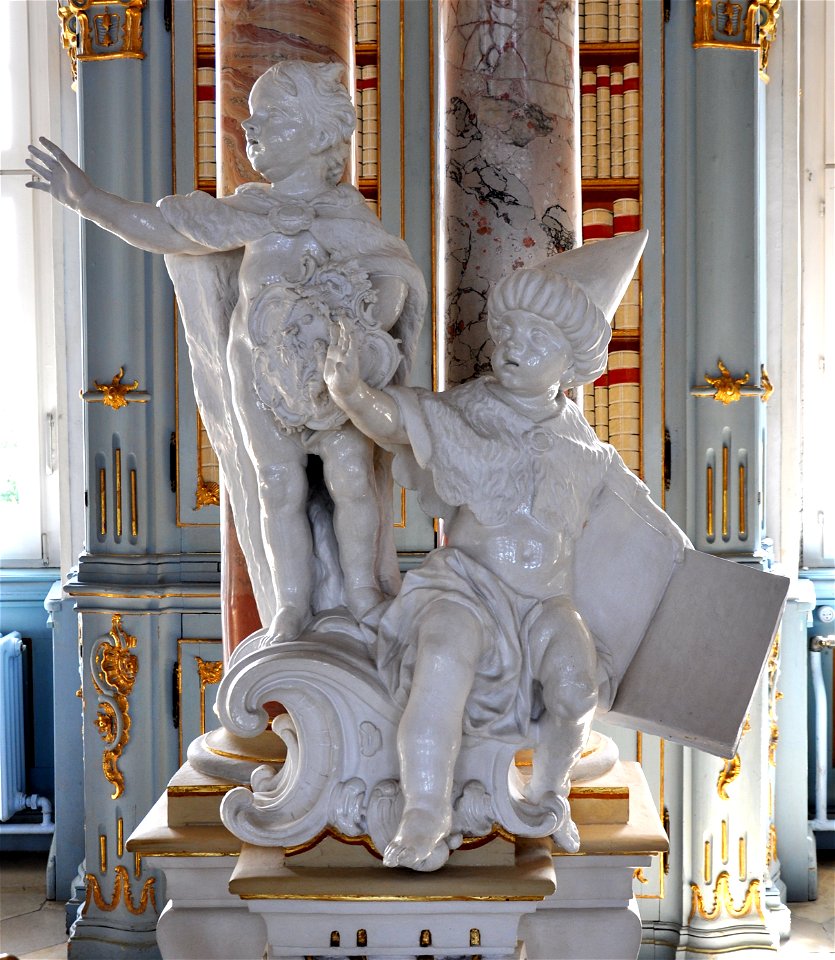 Bad Schussenried, Kloster Schussenried, Neuer Konventsbau, Bibliothekssaal

Vertreter der „Irrlehren“: Nestorianer und Arius