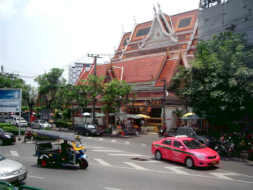 Wat Hua Lamphong, Ruamkatanyu Foundation, Rama 4 Road, Bangkok, Thailand